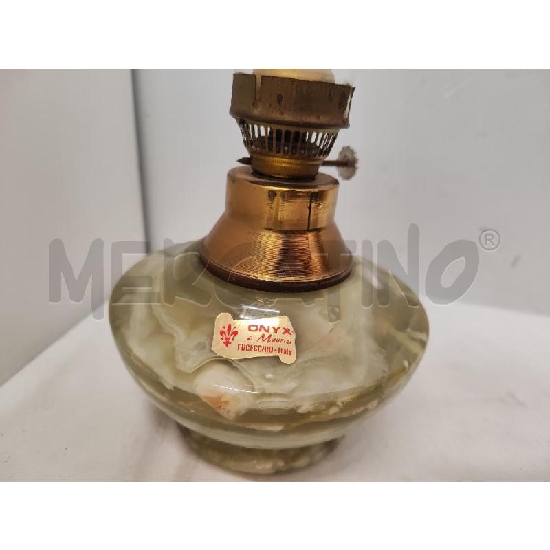 LAMPADA A PETROLIO BASE ALABASTRO VERDE | Mercatino dell'Usato Vinci - fraz. sovigliana 2