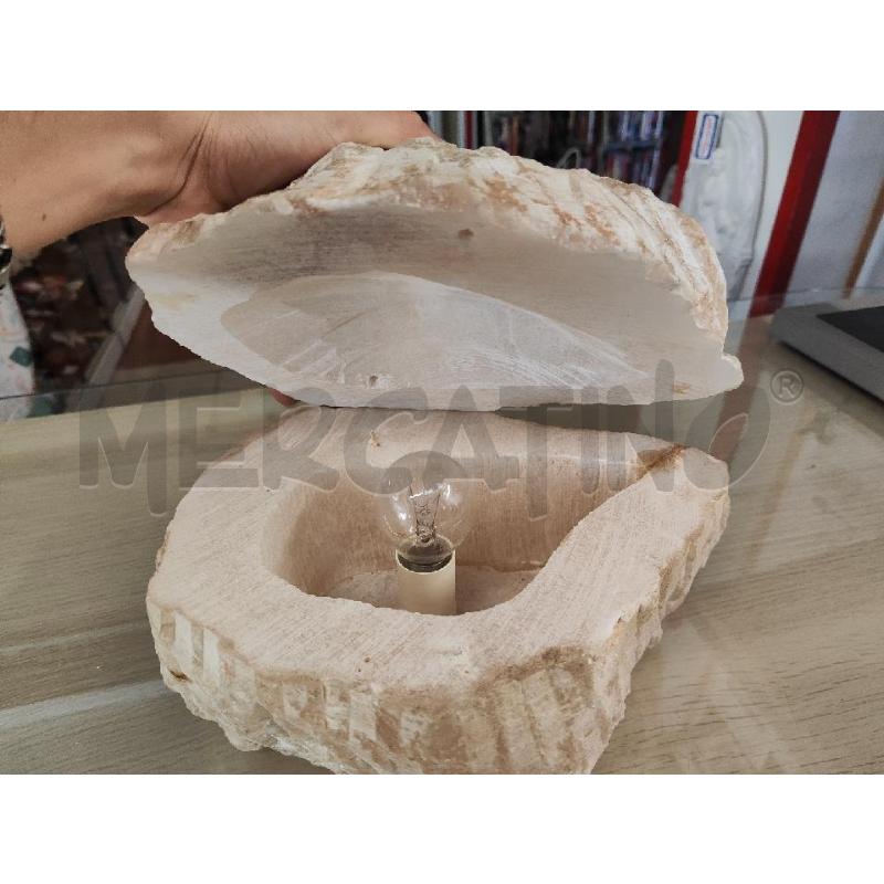 LAMPADA DA TAVOLO ALABASTRO | Mercatino dell'Usato Vinci - fraz. sovigliana 2