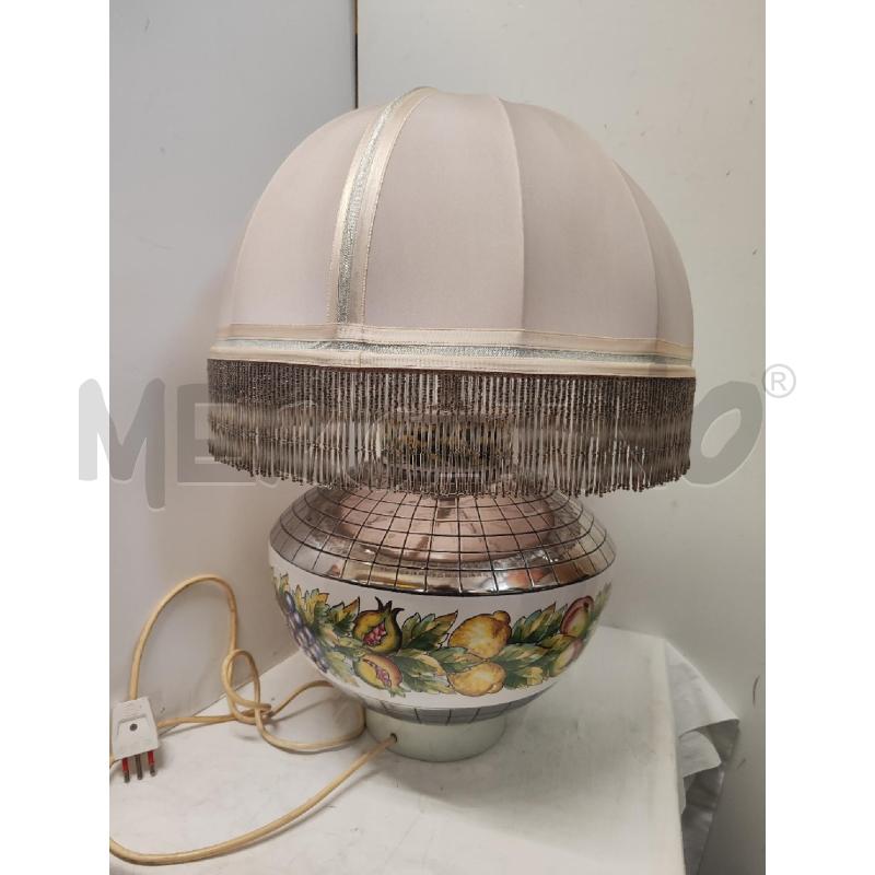 LAMPADA DA TAVOLO BASE CERAMICA ARGENTATA BALZA FRUTTA  | Mercatino dell'Usato Vinci - fraz. sovigliana 1