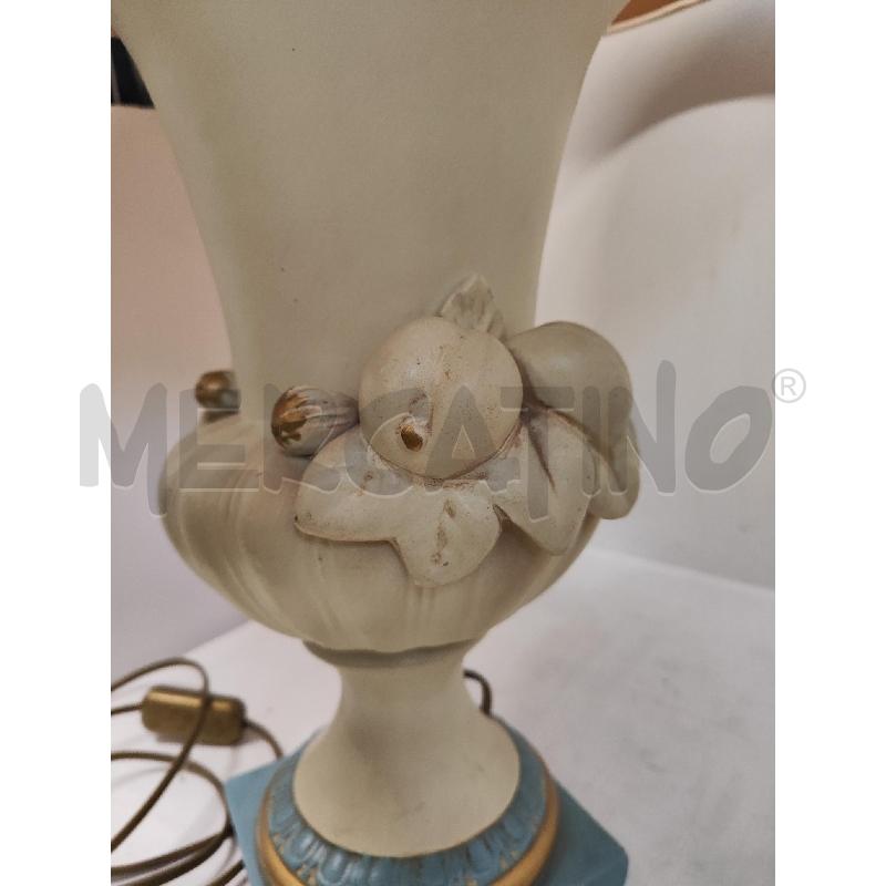 LAMPADA DA TAVOLO BASE CERAMIC ACREMA AZZURRA  | Mercatino dell'Usato Vinci - fraz. sovigliana 2