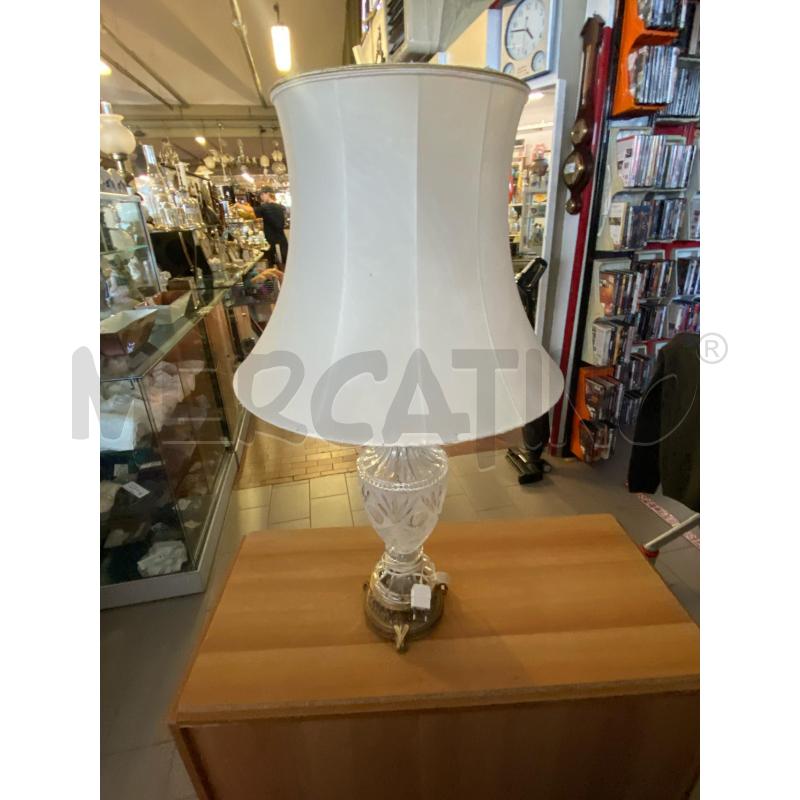 LAMPADA DA TAVOLO BASE CRISTALLO CAPPELLO PANNA  | Mercatino dell'Usato Vinci - fraz. sovigliana 1