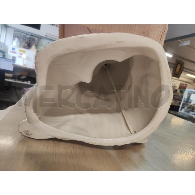 LAMPADA DA TAVOLO BASE DONNA BIANCA ORO | Mercatino dell'Usato Vinci - fraz. sovigliana 5