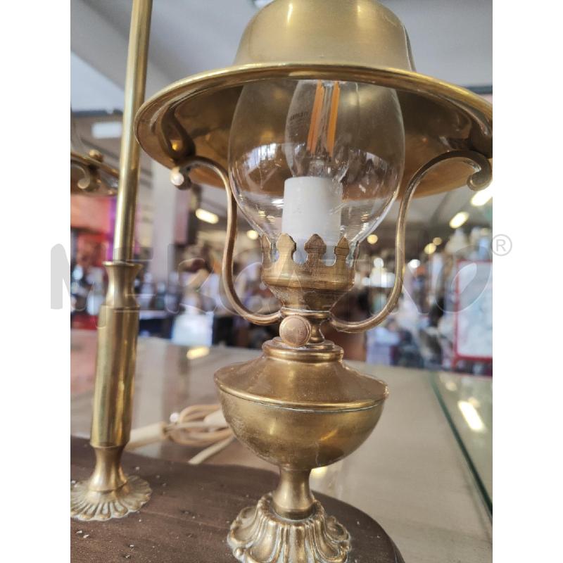 LAMPADA DA TAVOLO DOPPIA FORMA A PETROLIO | Mercatino dell'Usato Vinci - fraz. sovigliana 3