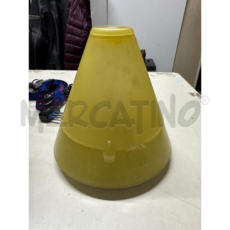 LAMPADA DA TAVOLO SONIA CONICA | Mercatino dell'Usato Vinci - fraz. sovigliana 1