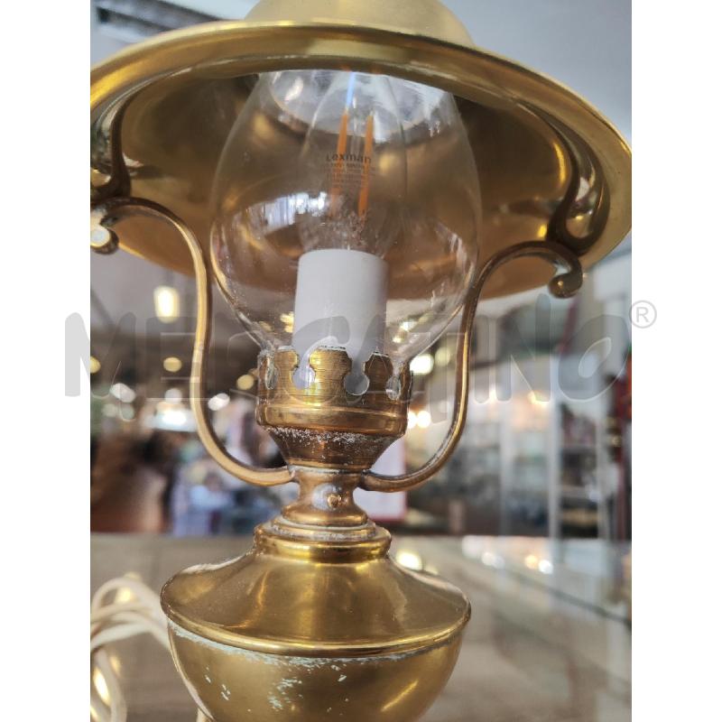LAMPADINA DA TAVOLO FORMA A PETROLIO  | Mercatino dell'Usato Vinci - fraz. sovigliana 2