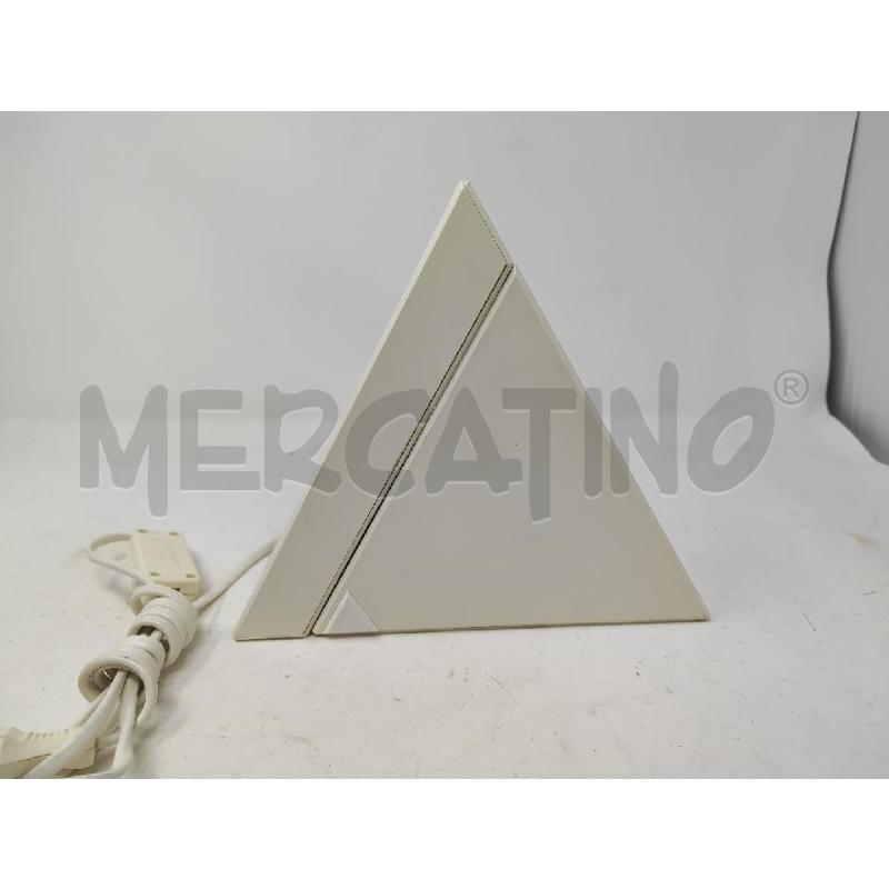 LAMPADINA DA TAVOLO JM RDM DELTA BIANCA  | Mercatino dell'Usato Vinci - fraz. sovigliana 4