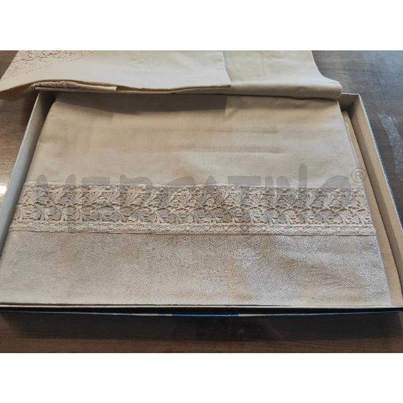 LENZUOLO MATRIMONIALE COMPLETO BEIGE TRINA NUOVO | Mercatino dell'Usato Vinci - fraz. sovigliana 2
