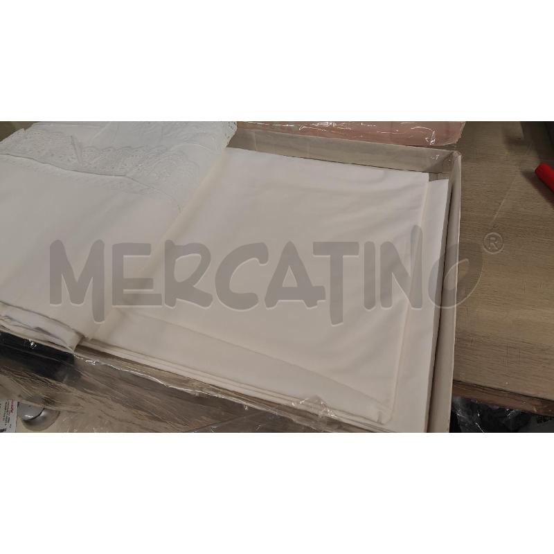 LENZUOLO MATRIMONIALE SENZA FEDERE BIANCO NUOVO CON SAN GALLO | Mercatino dell'Usato Vinci - fraz. sovigliana 3