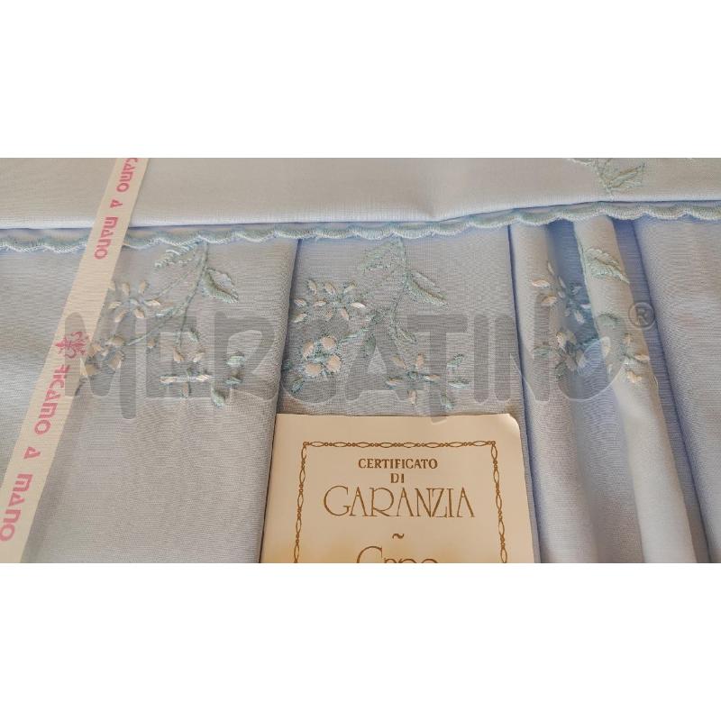 LENZUOLO MATRIMONIALE + 2 FEDERE AZZURRO RICAMO FIORI BIANCHI NUOVO | Mercatino dell'Usato Vinci - fraz. sovigliana 3