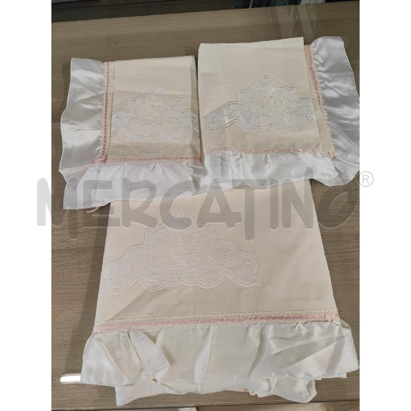 LENZUOLO MATRIMONIALE + 2 FEDERE DA SBIANCARE CON PUTTINI | Mercatino dell'Usato Vinci - fraz. sovigliana 1