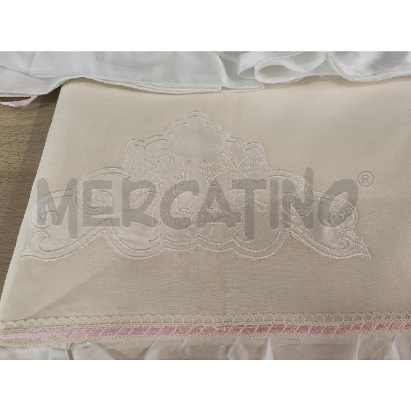LENZUOLO MATRIMONIALE + 2 FEDERE DA SBIANCARE CON PUTTINI | Mercatino dell'Usato Vinci - fraz. sovigliana 2