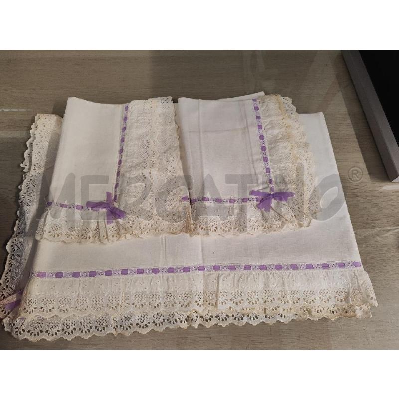 LENZUOLO MATRIMONIALE + 2 FEDERE NASTRINO VIOLA NUOVO DA SBIANCARE | Mercatino dell'Usato Vinci - fraz. sovigliana 1