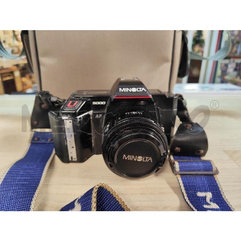 MACCHINA FOTOGRAFICA MINOLTA 5000 + OBBIETTIVI + BORSA | Mercatino dell'Usato Vinci - fraz. sovigliana 1