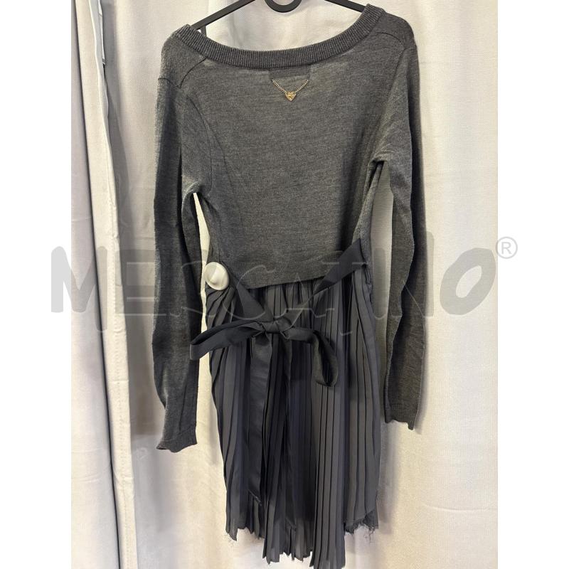 MAGLIA DONNA TWIN SET GRIGIA DIETRO GALA PLISSE TG.S | Mercatino dell'Usato Vinci - fraz. sovigliana 2