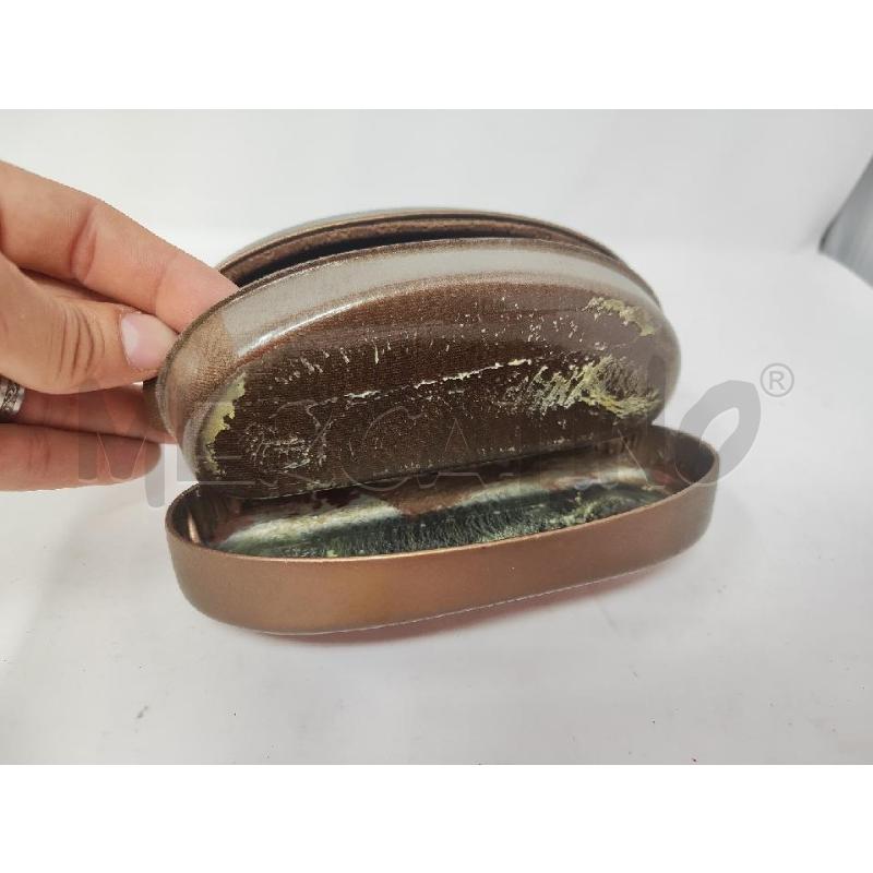 OCCHIALI DONNA DA SOLE GUCCI NERI ROSSI  | Mercatino dell'Usato Vinci - fraz. sovigliana 4