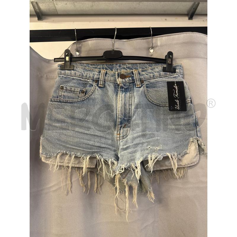 PANTALONCINO DONNA LEVIS 516 SENZA TG | Mercatino dell'Usato Vinci - fraz. sovigliana 1