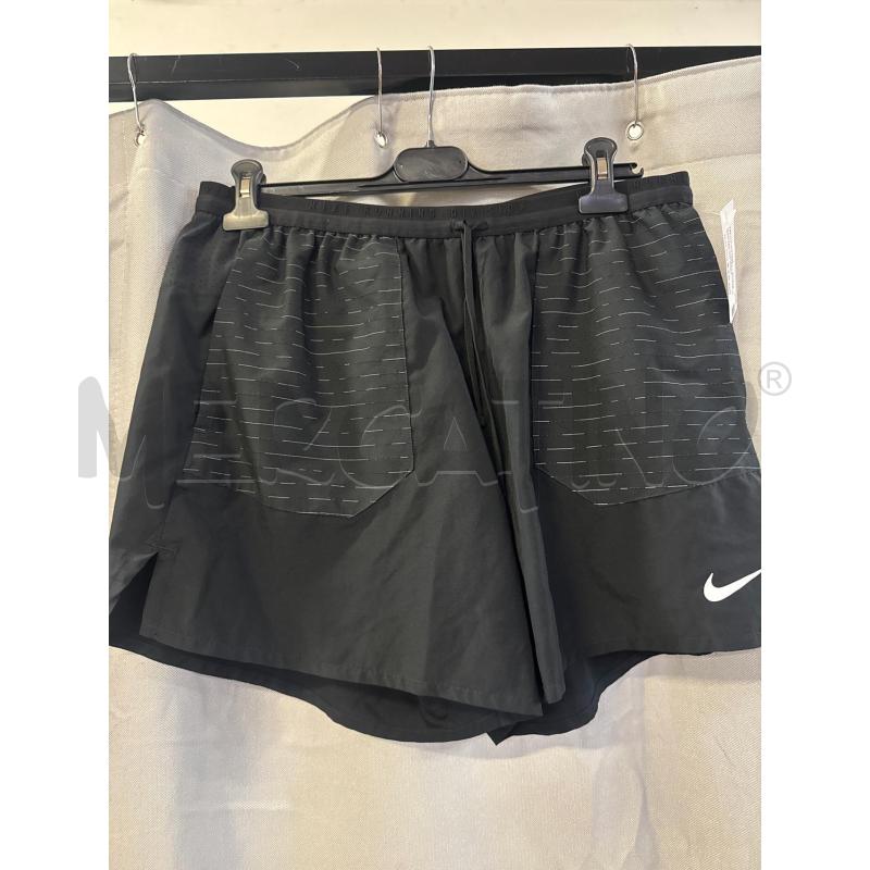 PANTALONCINO # NIKE NERI DRI FIT RIGHINI ARGENTATI TG.XL | Mercatino dell'Usato Vinci - fraz. sovigliana 1
