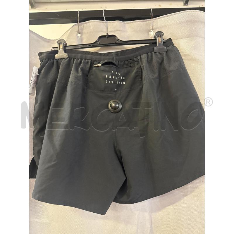 PANTALONCINO # NIKE NERI DRI FIT RIGHINI ARGENTATI TG.XL | Mercatino dell'Usato Vinci - fraz. sovigliana 2