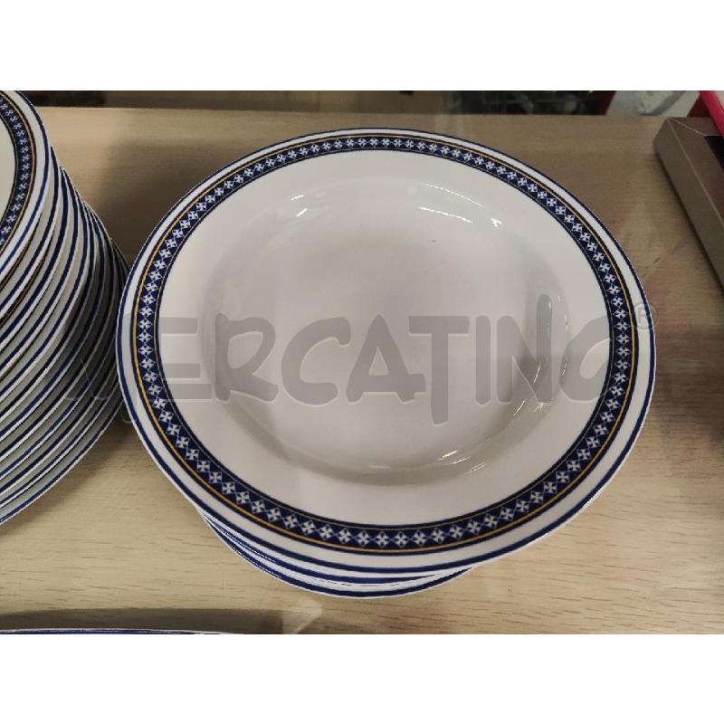 PIATTI PZ. 12+12+12 TOGNANA BORDO BLU | Mercatino dell'Usato Vinci - fraz. sovigliana 3
