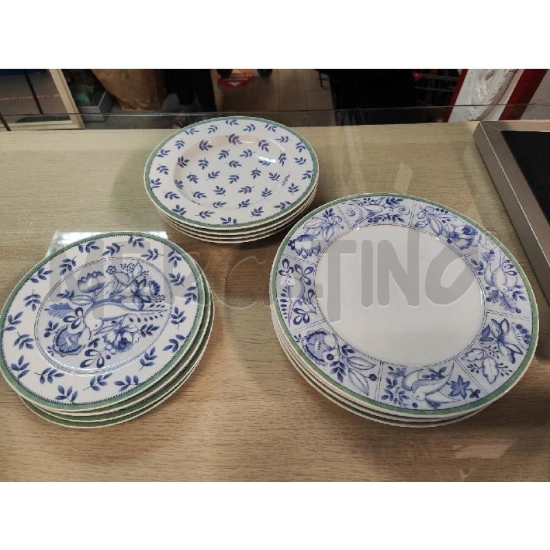 PIATTI PZ. 4+4+4 GALLO DESIGN VILLEROY & BOCH FIORI BLU | Mercatino dell'Usato Vinci - fraz. sovigliana 1