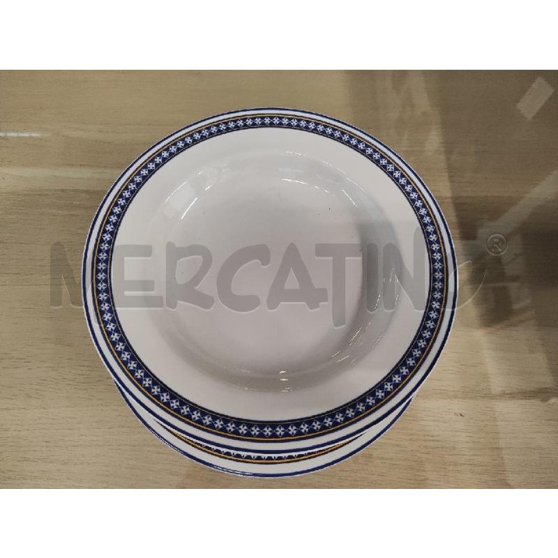 PIATTI PZ. 6+6 TOGNANA BORDO BLU | Mercatino dell'Usato Vinci - fraz. sovigliana 2