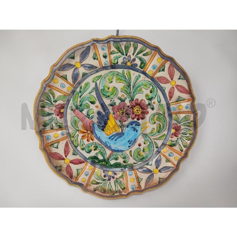 PIATTO 27CM GIOTTO DERUTA DECORATO CON UCCELLINO | Mercatino dell'Usato Vinci - fraz. sovigliana 1