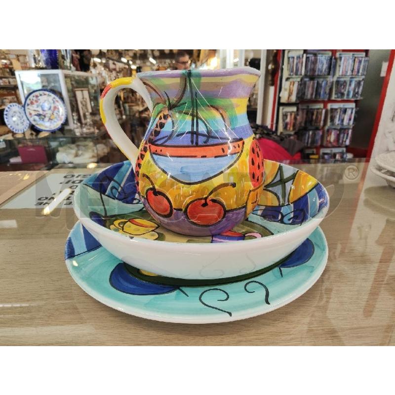 PIATTO+CIOTOLA+BROCCA CERAMICA DECORO TAVOLO CON VASO FIORI | Mercatino dell'Usato Vinci - fraz. sovigliana 1