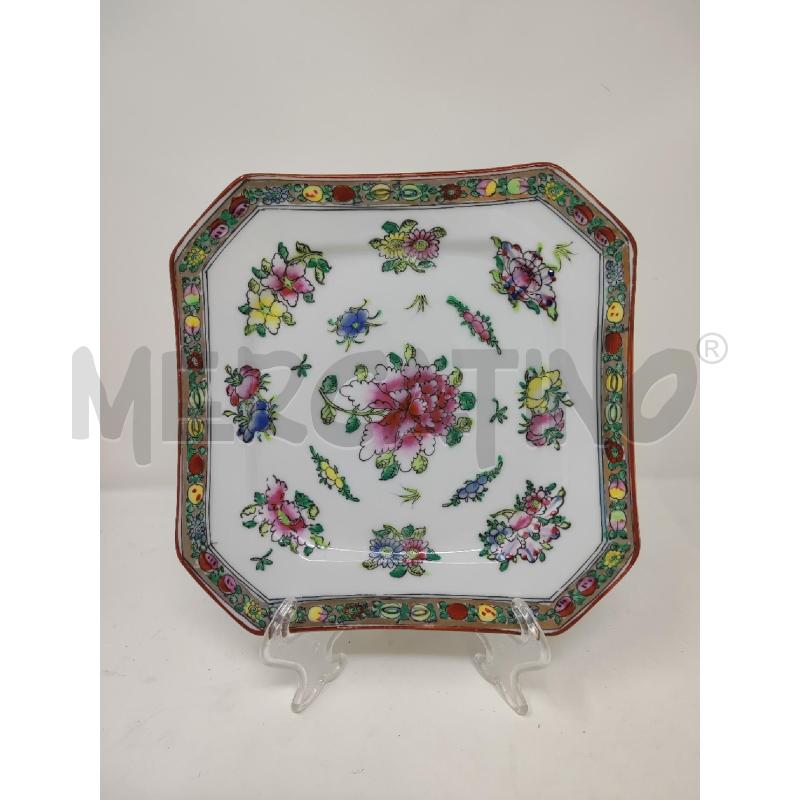 PIATTO QUADRATO ORIENTALE 21CM FIORI | Mercatino dell'Usato Vinci - fraz. sovigliana 1