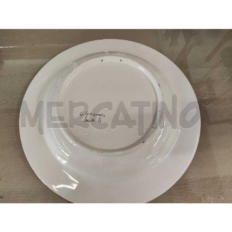 PIATTO TORDO 44 CM SAN GIMIGNANO DECORO CASA CON CIPRESSI | Mercatino dell'Usato Vinci - fraz. sovigliana 2