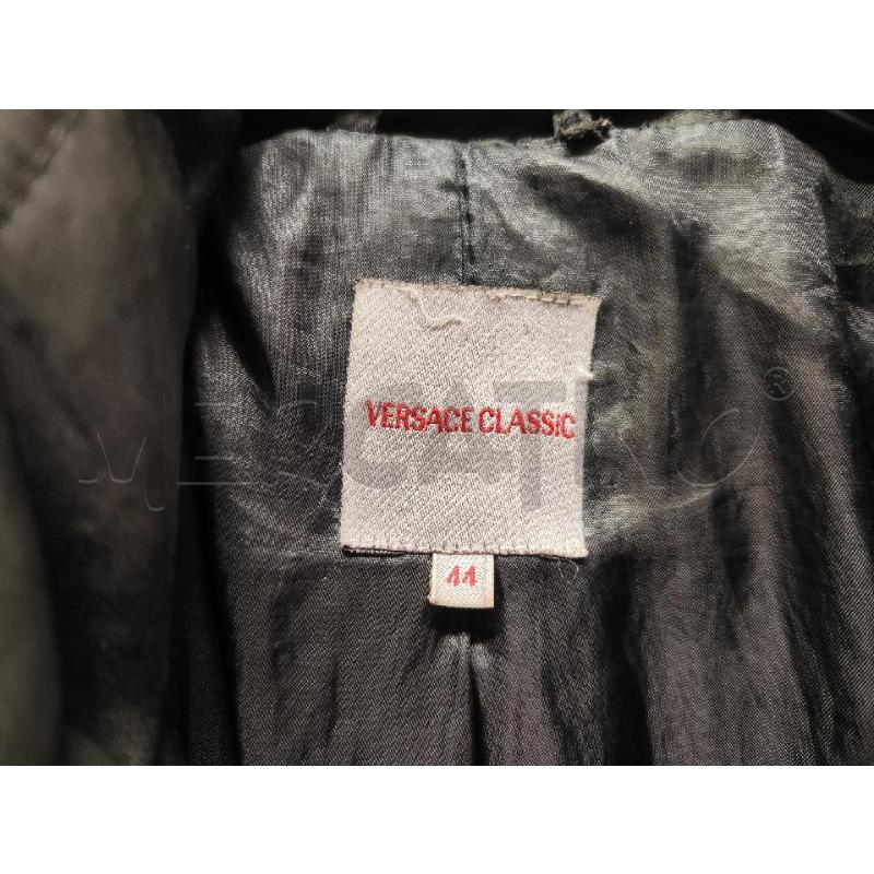 PIUMINO DONNA VERSACE NERO CON CINTURA TG.44 | Mercatino dell'Usato Vinci - fraz. sovigliana 2