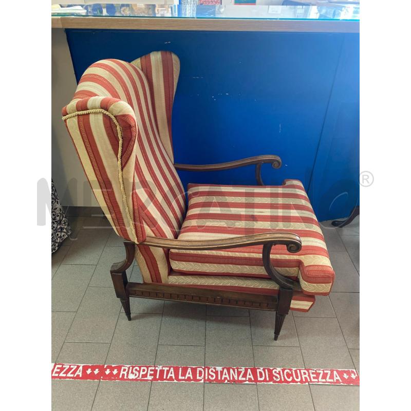 POLTRONA BERGERE STOFFA A RIGHE | Mercatino dell'Usato Vinci - fraz. sovigliana 2
