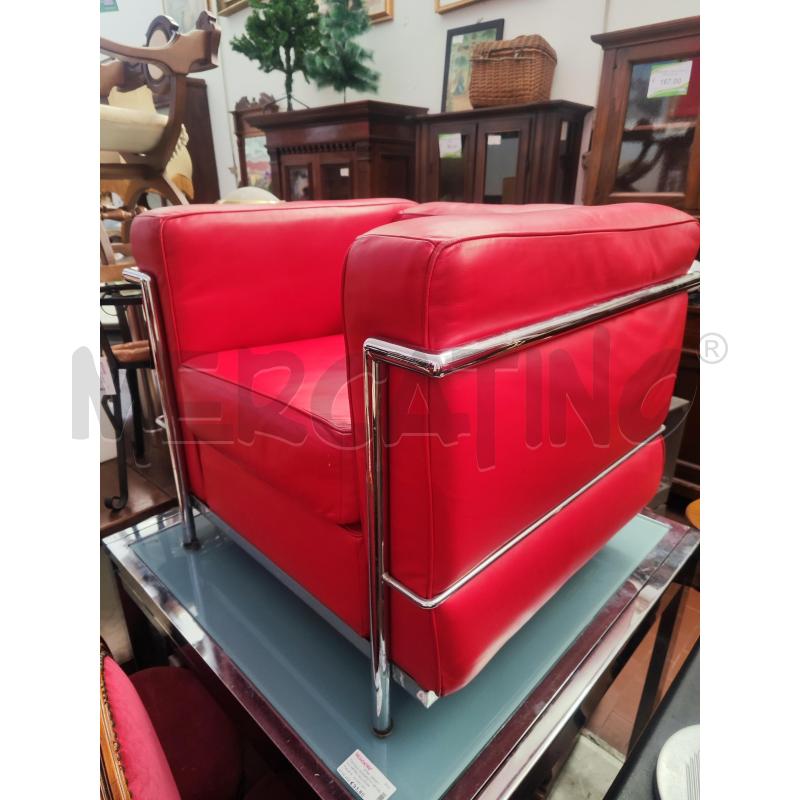 POLTRONA STRUTTURA CROMATA PELLE ROSSA | Mercatino dell'Usato Vinci - fraz. sovigliana 2
