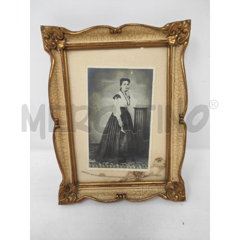 PORTA FOTO 21.5X16 CREMA ANGOLI DORATI | Mercatino dell'Usato Vinci - fraz. sovigliana 1