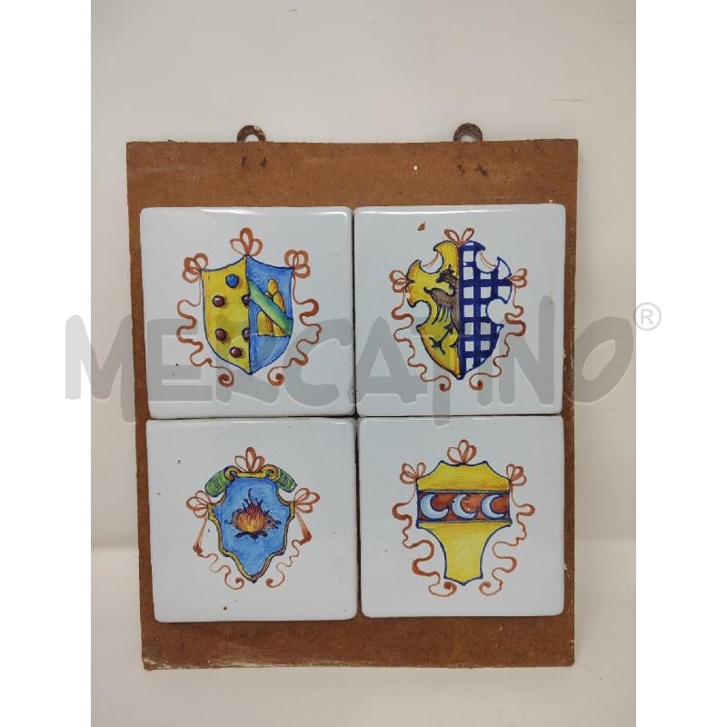 QUADRO 34X27 CON MATTONELLE CERAMICA CON STEMMI  | Mercatino dell'Usato Vinci - fraz. sovigliana 1