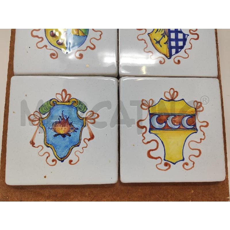 QUADRO 34X27 CON MATTONELLE CERAMICA CON STEMMI  | Mercatino dell'Usato Vinci - fraz. sovigliana 2