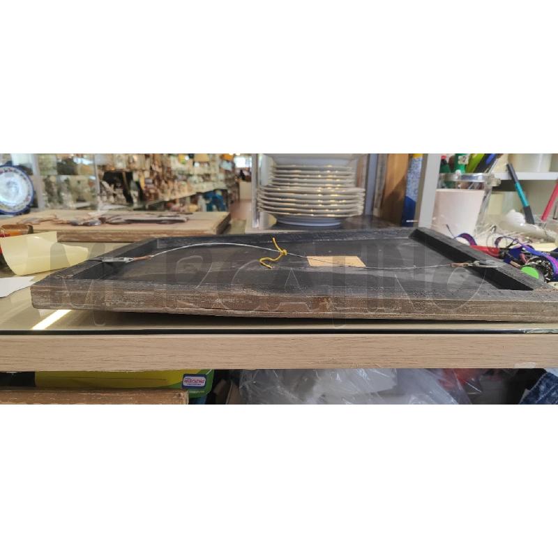 QUADRO LEGNO  50X35 MACCHINA A RILIEVO CON BIMBO | Mercatino dell'Usato Vinci - fraz. sovigliana 3