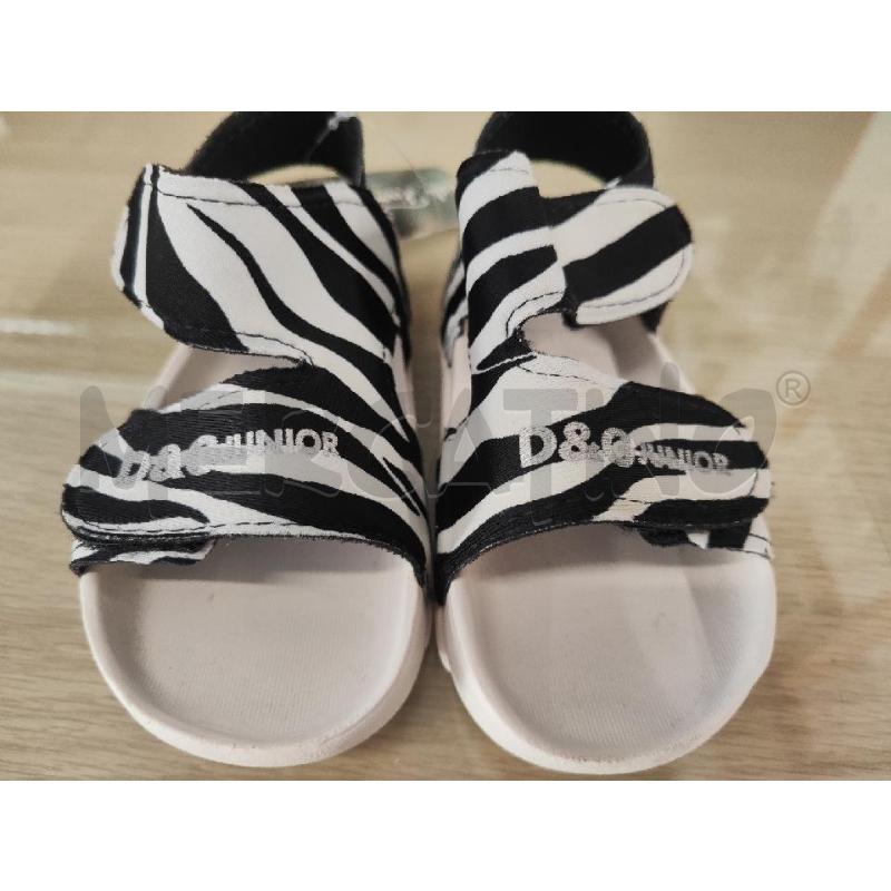 SANDALI BAMBINA D&G ZEBRATI NERI BIANCHI N.22 | Mercatino dell'Usato Vinci - fraz. sovigliana 2