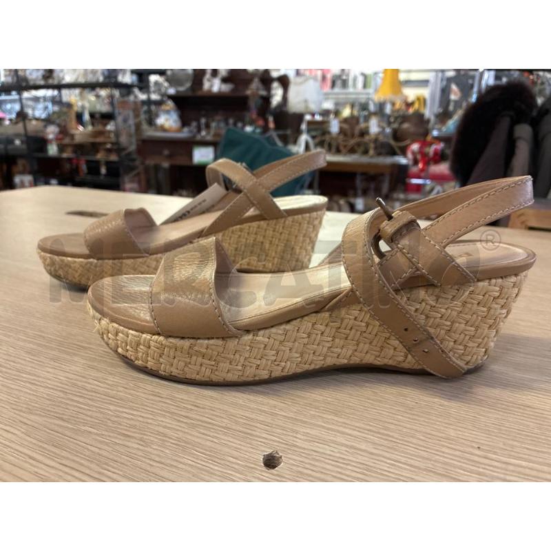 SANDALI DONNA PRADA PELLE BEIGE ZEPPA PAGLIA N.38.5 | Mercatino dell'Usato Vinci - fraz. sovigliana 2