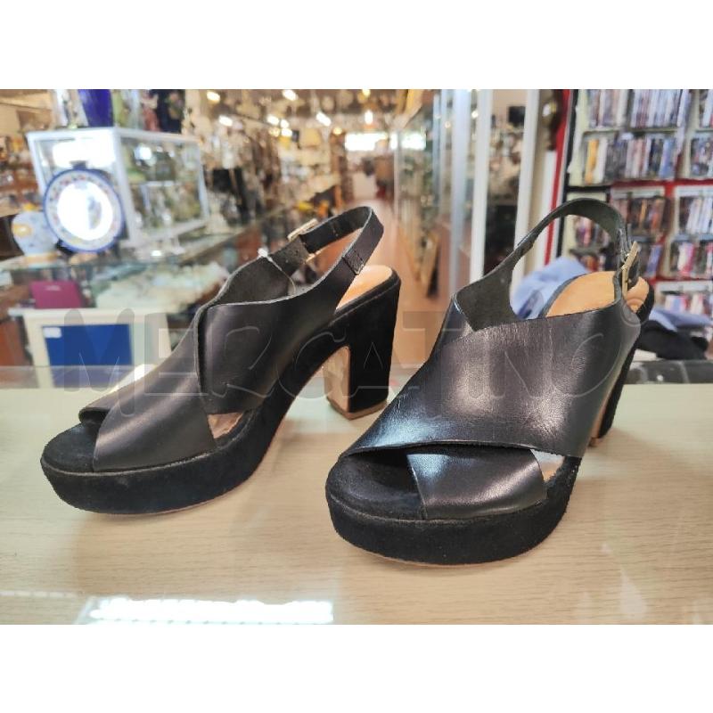 SANDALI DONNA # FIORINA PELLE NERI N.38 | Mercatino dell'Usato Vinci - fraz. sovigliana 1