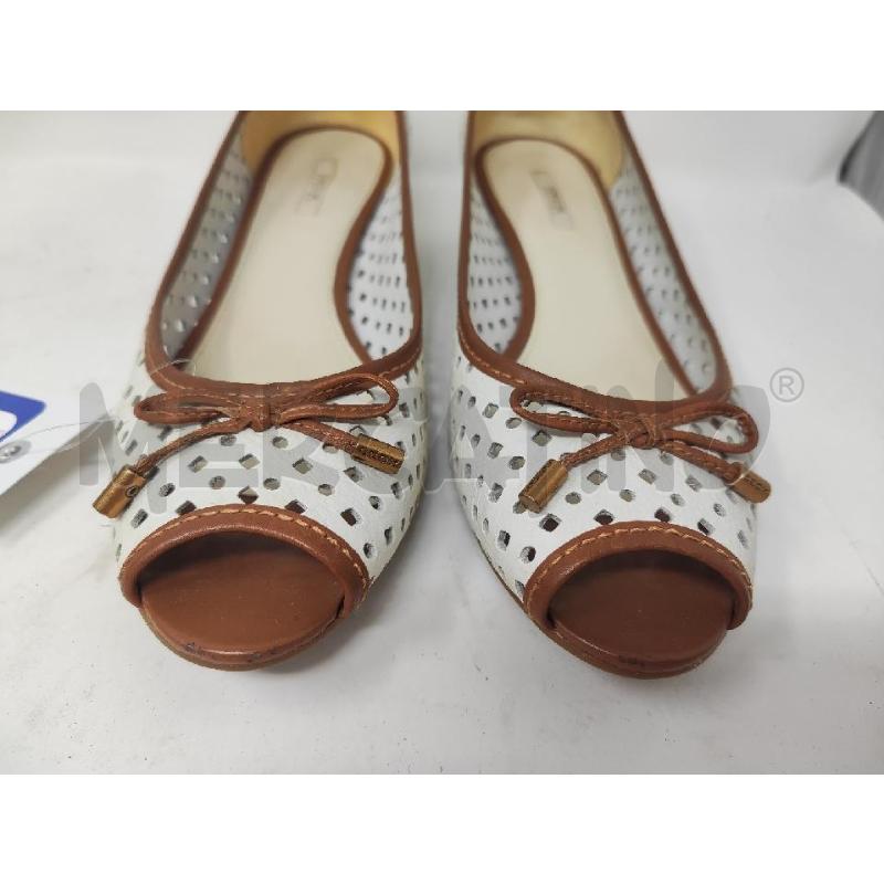 SANDALI DONNA # GEOX BIANCHI BEIGE FORATI N.37 | Mercatino dell'Usato Vinci - fraz. sovigliana 2