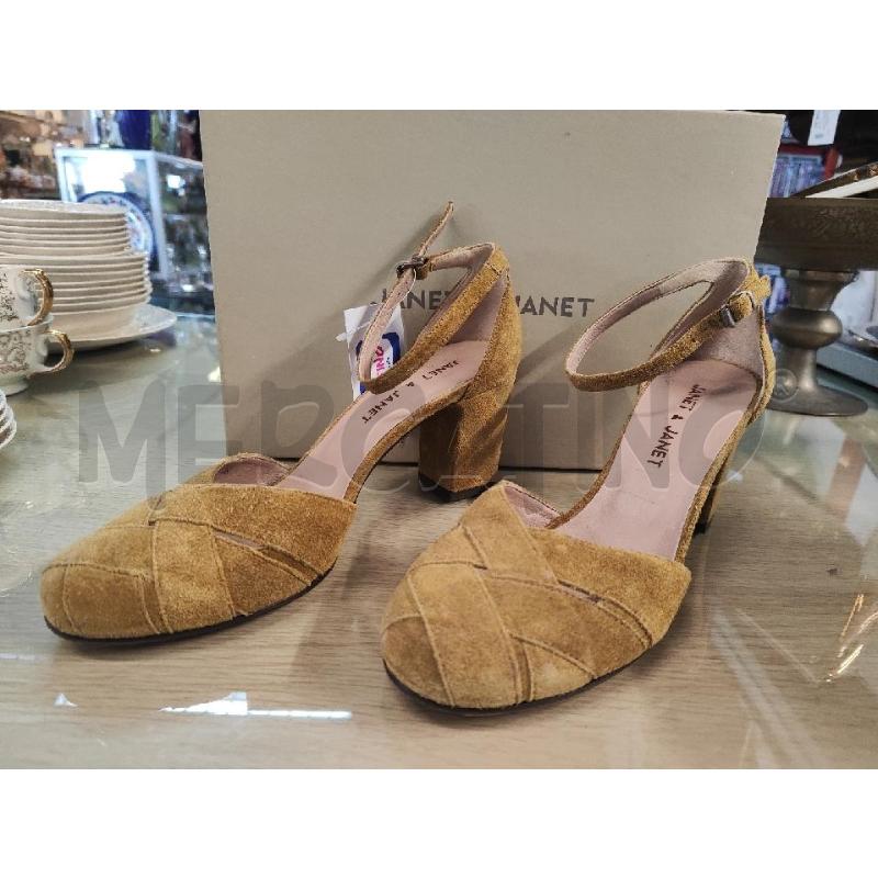 SANDALI DONNA # JANET & JANET SCAMOSCIATI VERDI N.38 | Mercatino dell'Usato Vinci - fraz. sovigliana 1