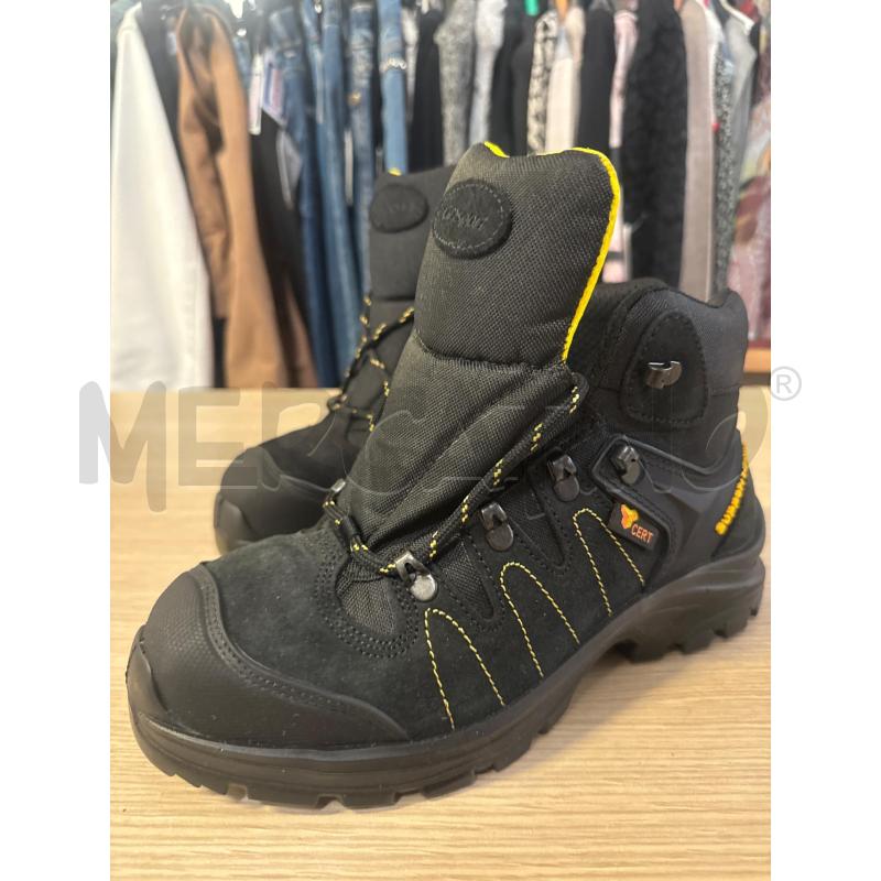 SCARPE ANTINFORTUNISTICHE ALTE GRISPORT NERE NUOVE N.41 | Mercatino dell'Usato Vinci - fraz. sovigliana 2