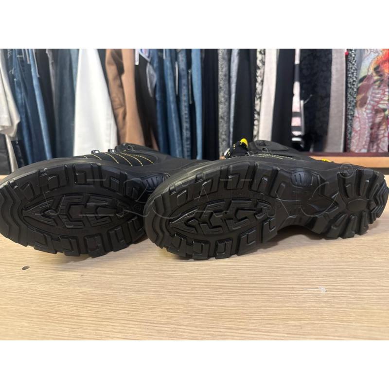 SCARPE ANTINFORTUNISTICHE ALTE GRISPORT NERE NUOVE N.41 | Mercatino dell'Usato Vinci - fraz. sovigliana 3