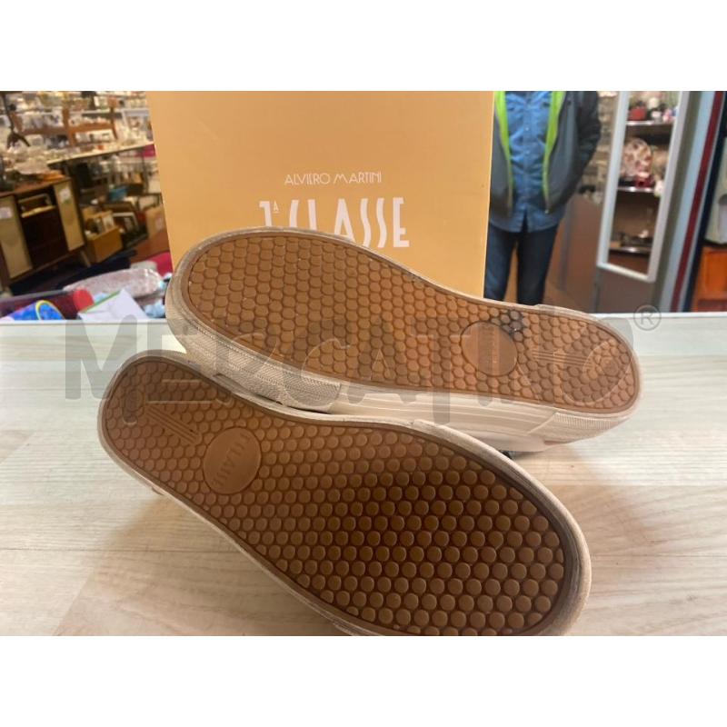 SCARPE DONNA 1 CLASSE BIANCHE STRASS N.39 | Mercatino dell'Usato Vinci - fraz. sovigliana 4