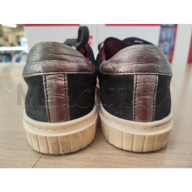 SCARPE DONNA D'ACQUASPARTA SCAMOSCIATE NERE PUNTA STRASS N.36 | Mercatino dell'Usato Vinci - fraz. sovigliana 3