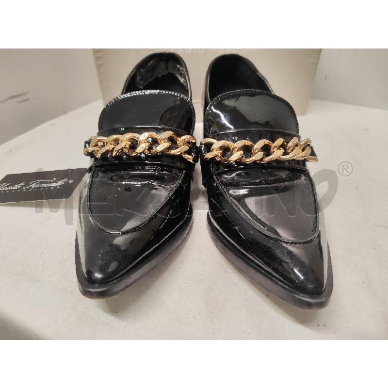 SCARPE DONNA FABIO RUSCONI VERNICE NERE CATENA N.39 | Mercatino dell'Usato Vinci - fraz. sovigliana 2
