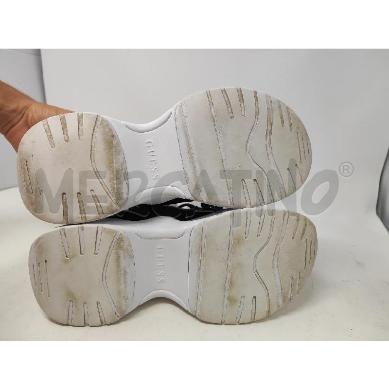 SCARPE DONNA GUESS NERE TRAPUNTATE DIETRO CATENA N.38 | Mercatino dell'Usato Vinci - fraz. sovigliana 3