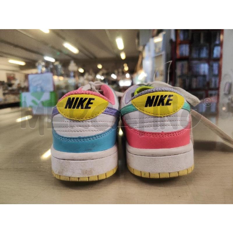 SCARPE DONNA NIKE BIANCHE N.36 LILLA ROSA VERDI | Mercatino dell'Usato Vinci - fraz. sovigliana 3