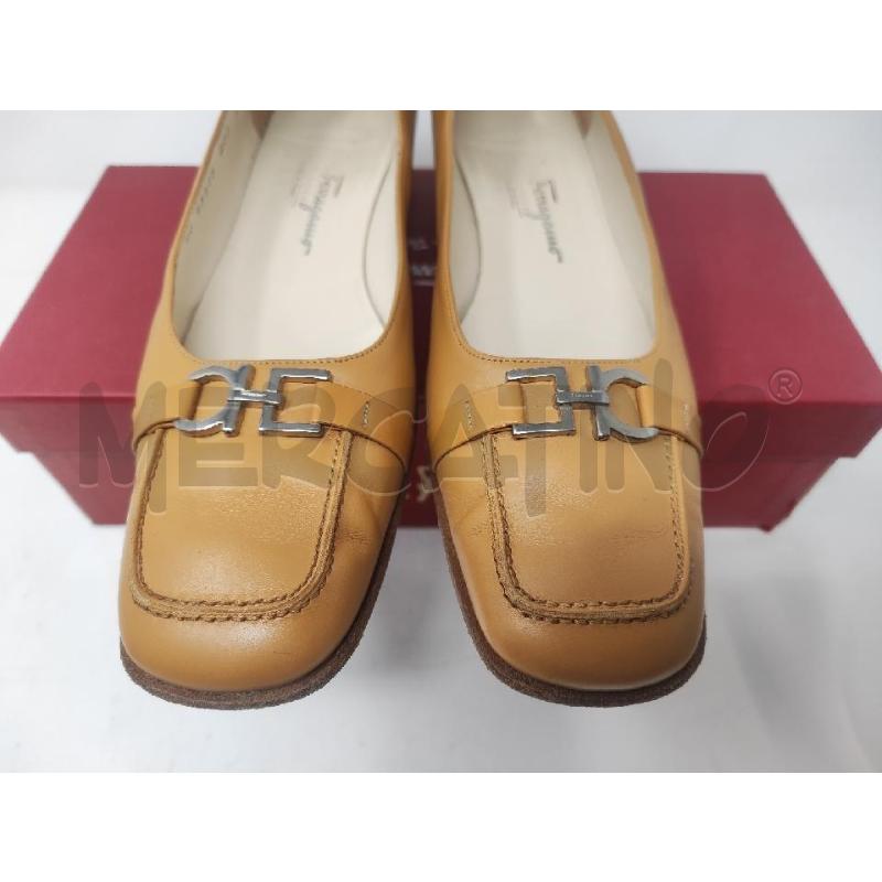 SCARPE DONNA SALVATORE FERRAGAMO BEIGE N.9 | Mercatino dell'Usato Vinci - fraz. sovigliana 2