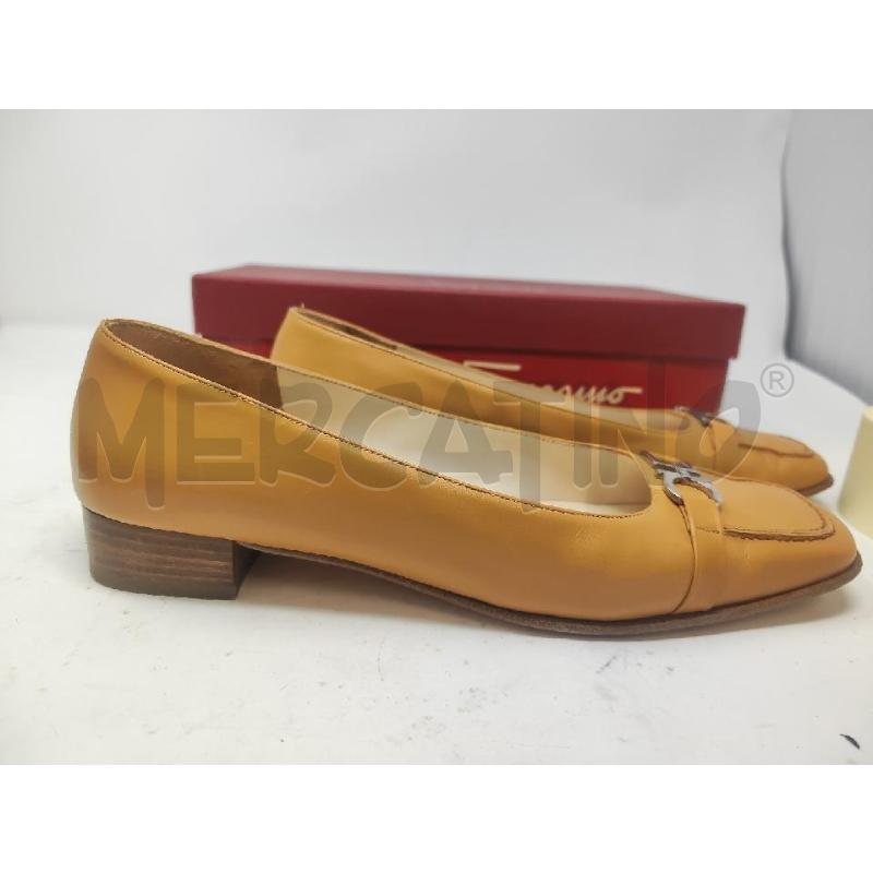 SCARPE DONNA SALVATORE FERRAGAMO BEIGE N.9 | Mercatino dell'Usato Vinci - fraz. sovigliana 5